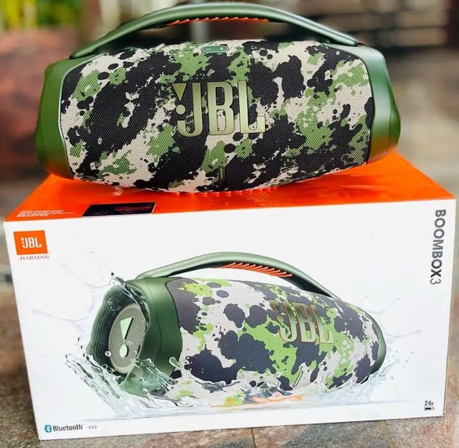 Caixa De Som Jbl Boombox 3 Bluetooth Camuflada Cor Squad